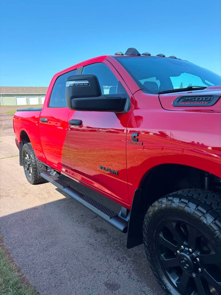 red Ram 2500 side gloss, detailed by MG Detailing